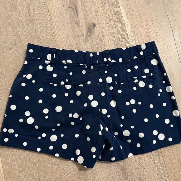GAP Shorts - Picture 2 of 3